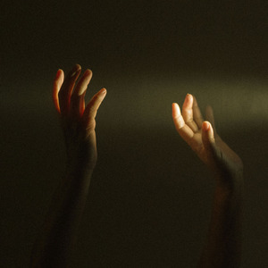 猛男猛插粉嫩美女小穴免费高清视频
